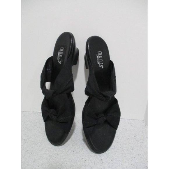 *Munro Black American Twisted Knotted Fabric Slip On Slide Sandals - Picture 8 of 10